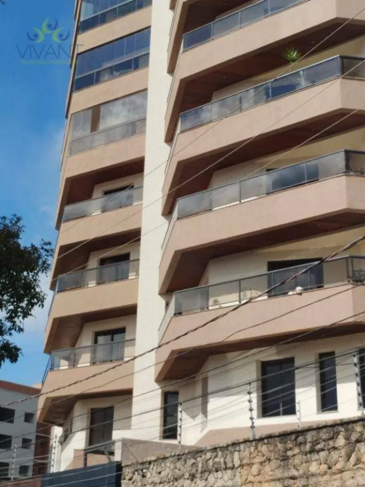 Apartamento, 3 quartos, 220 m² - Foto 1