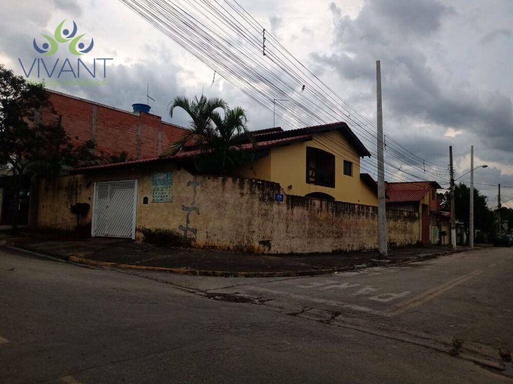Sobrado, 3 quartos, 361 m² - Foto 2