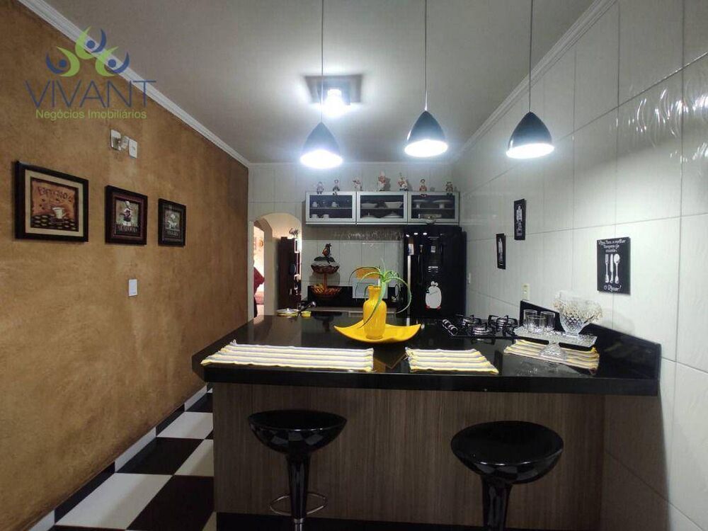 Casa à venda com 3 quartos, 198m² - Foto 7