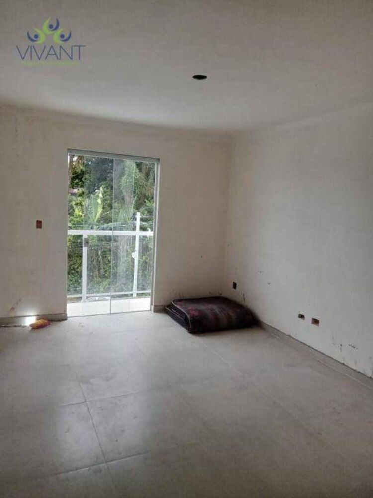 Sobrado à venda com 2 quartos, 130m² - Foto 1