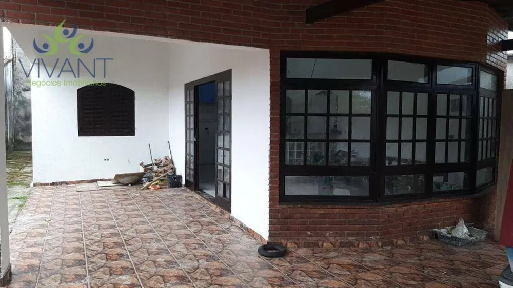 Casa, 3 quartos, 200 m² - Foto 1