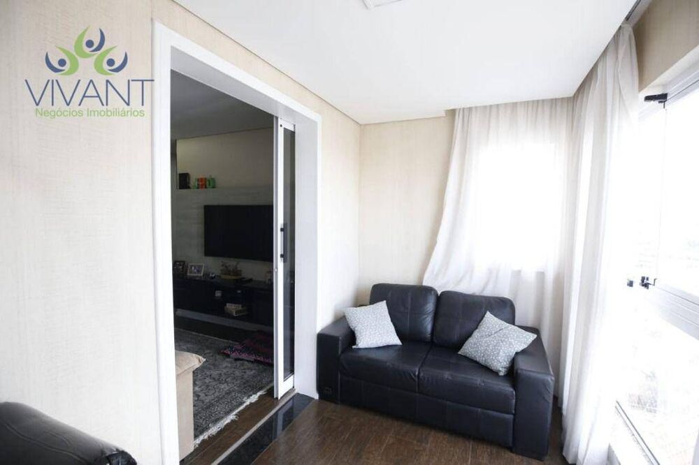 Apartamento à venda com 3 quartos, 96m² - Foto 2