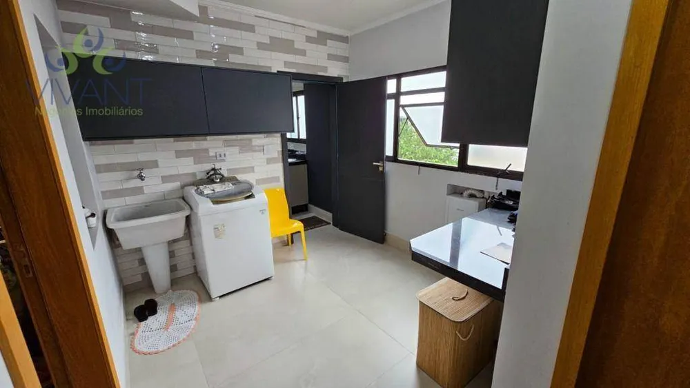 Apartamento, 3 quartos, 170 m² - Foto 2