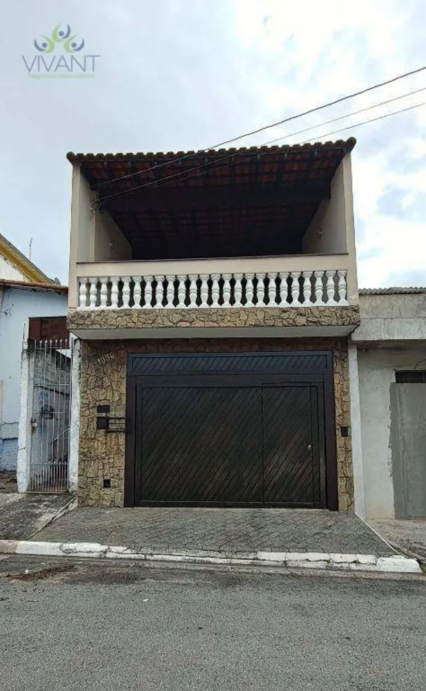 Sobrado, 2 quartos, 201 m² - Foto 1