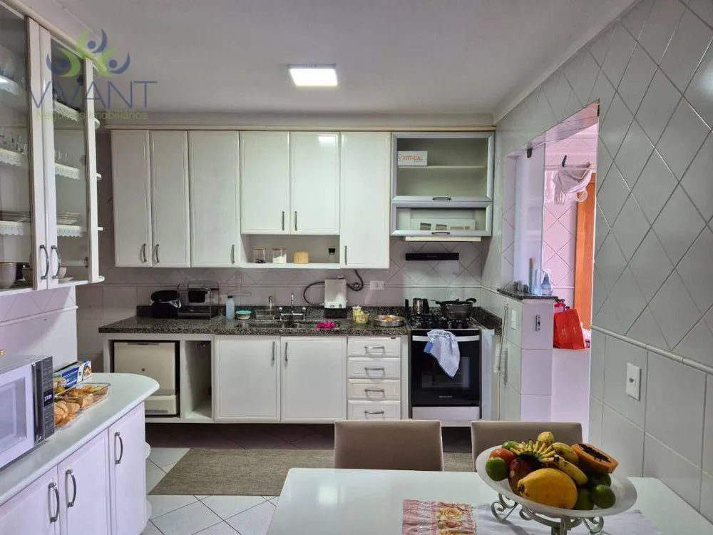 Apartamento, 3 quartos, 132 m² - Foto 2