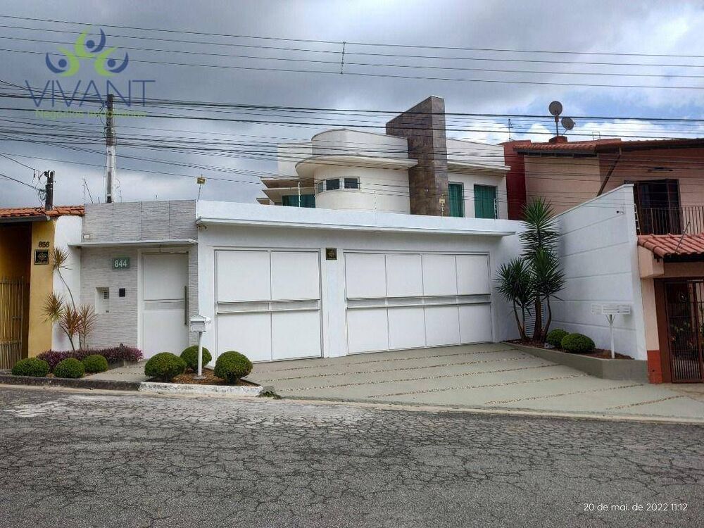 Sobrado, 3 quartos, 336 m² - Foto 1