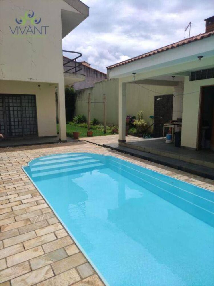 Sobrado, 4 quartos, 470 m² - Foto 1