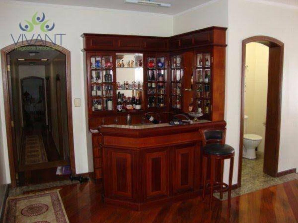 Casa à venda com 3 quartos, 371m² - Foto 2