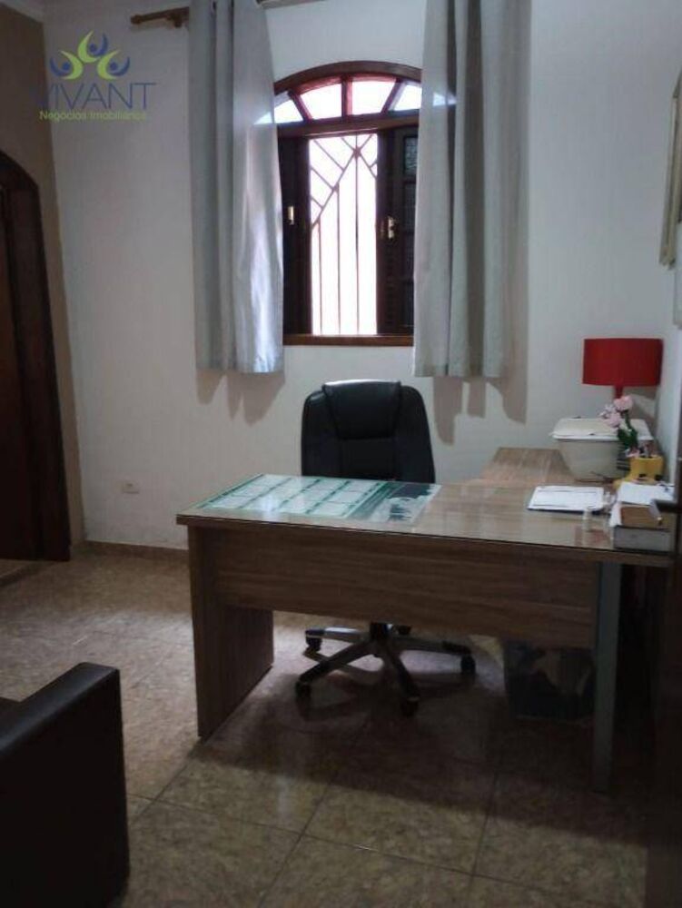 Casa, 3 quartos, 273 m² - Foto 4