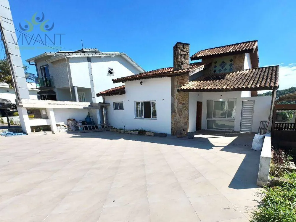Sobrado, 4 quartos, 250 m² - Foto 1