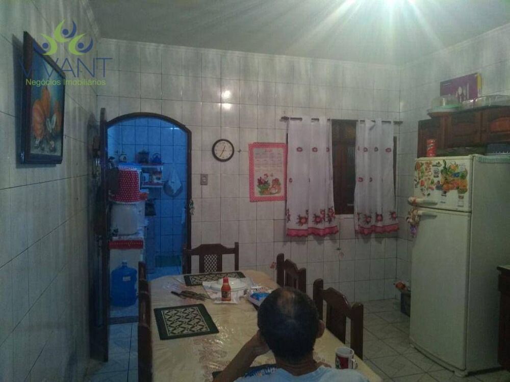 Casa, 3 quartos, 186 m² - Foto 2