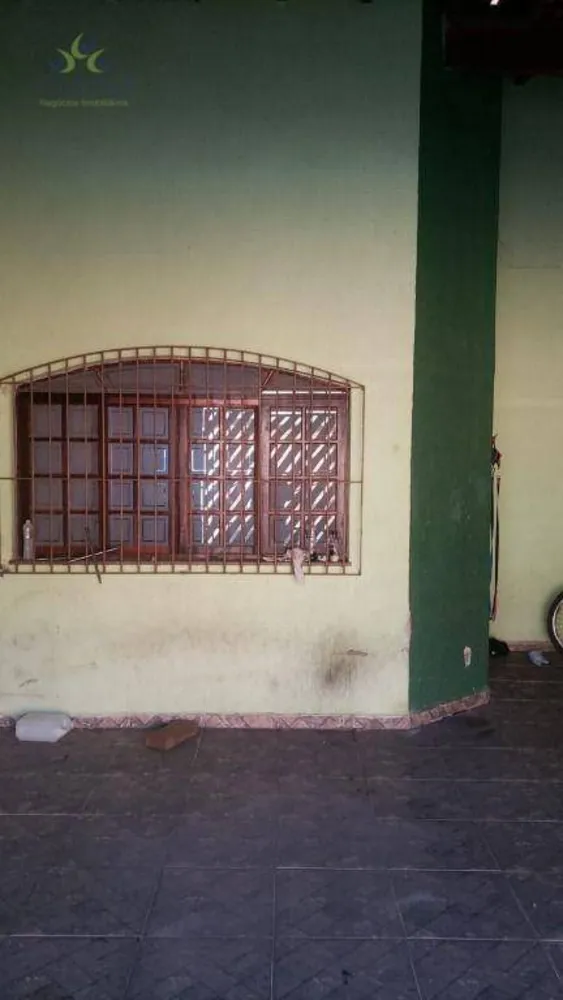 Casa, 3 quartos, 217 m² - Foto 1