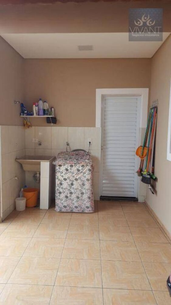 Casa à venda com 3 quartos, 180m² - Foto 14