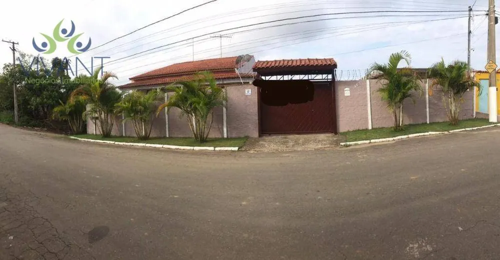 Chácara, 7 quartos, 2730 m² - Foto 1
