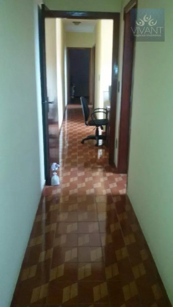 Sobrado à venda com 3 quartos, 290m² - Foto 1