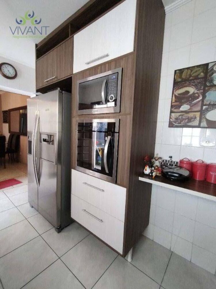 Casa, 3 quartos, 102 m² - Foto 2