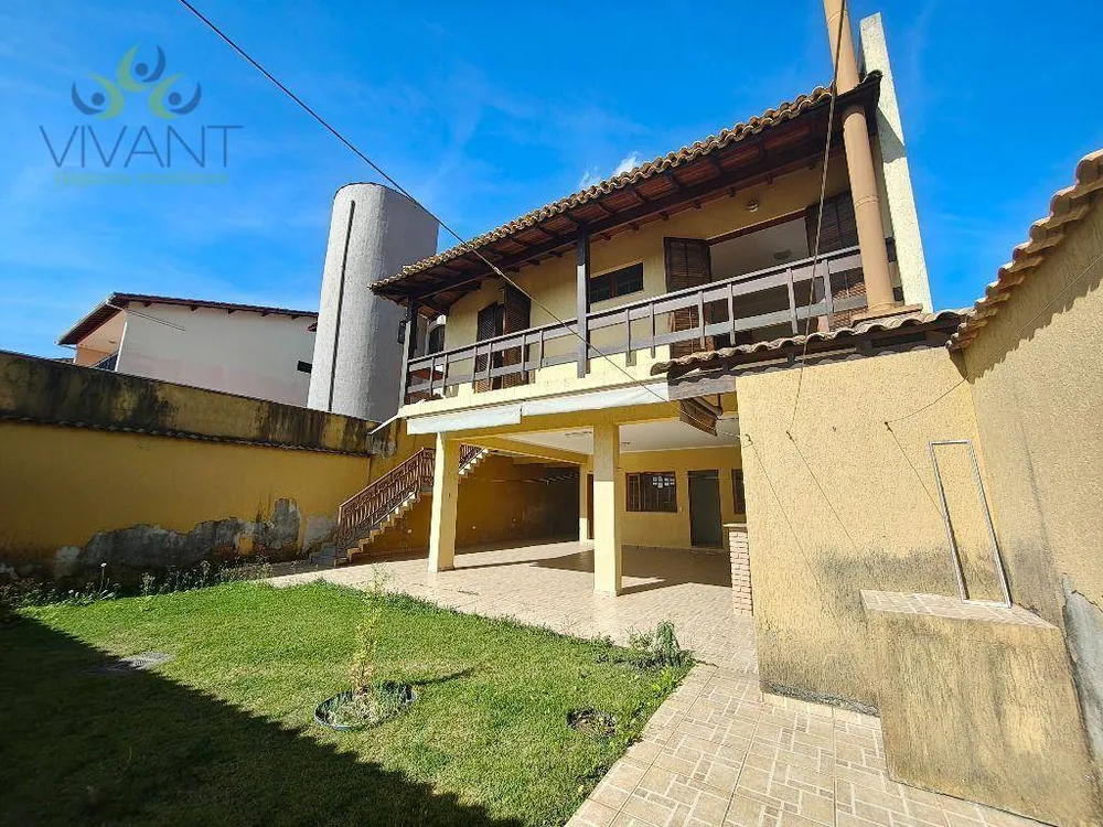 Casa, 3 quartos, 213 m² - Foto 3