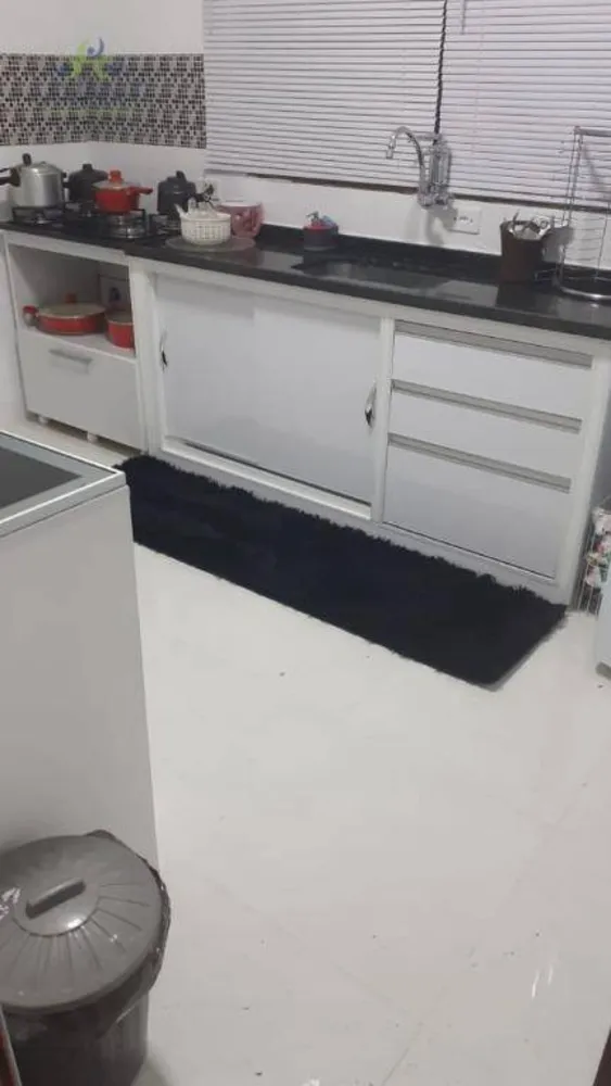 Casa, 3 quartos, 220 m² - Foto 2