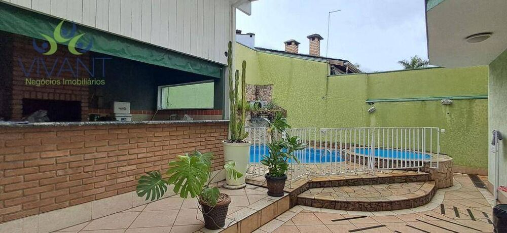 Sobrado à venda com 5 quartos, 420m² - Foto 2