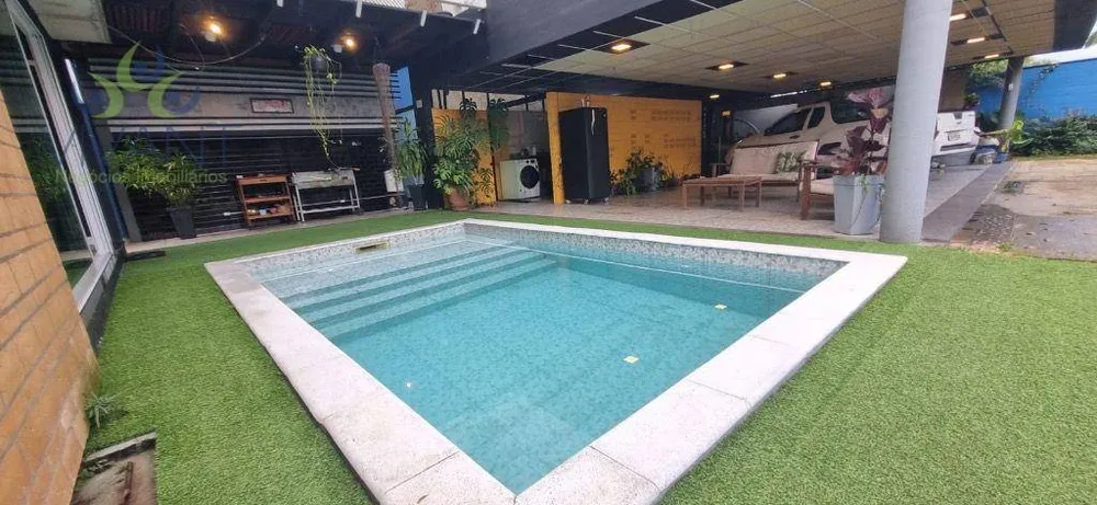 Sobrado, 3 quartos, 1182 m² - Foto 3