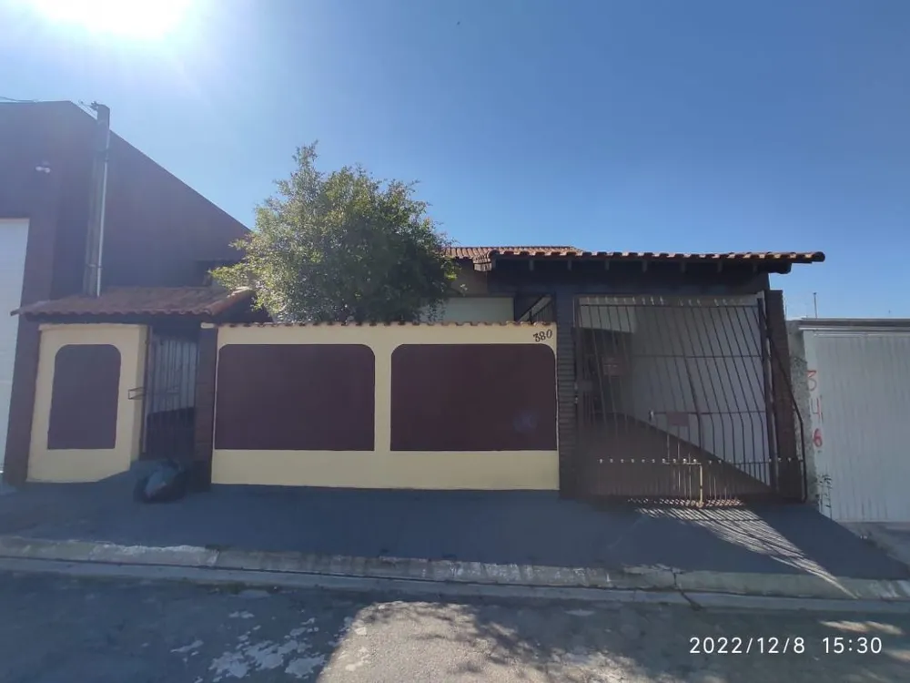 Casa, 3 quartos, 266 m² - Foto 1