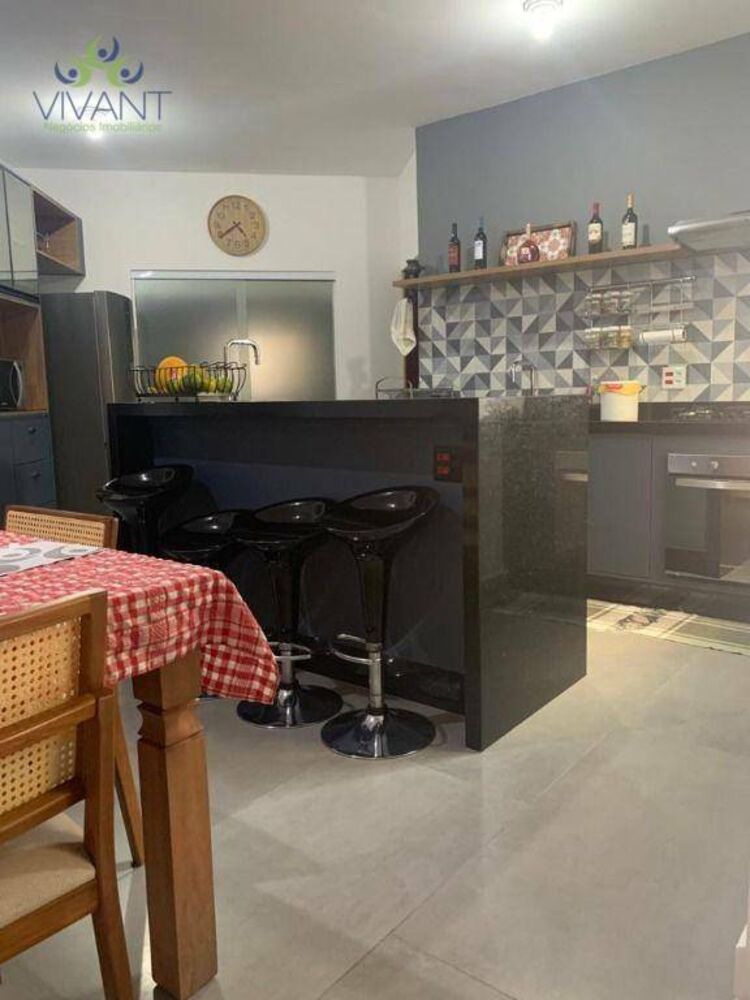 Sobrado, 3 quartos, 393 m² - Foto 2