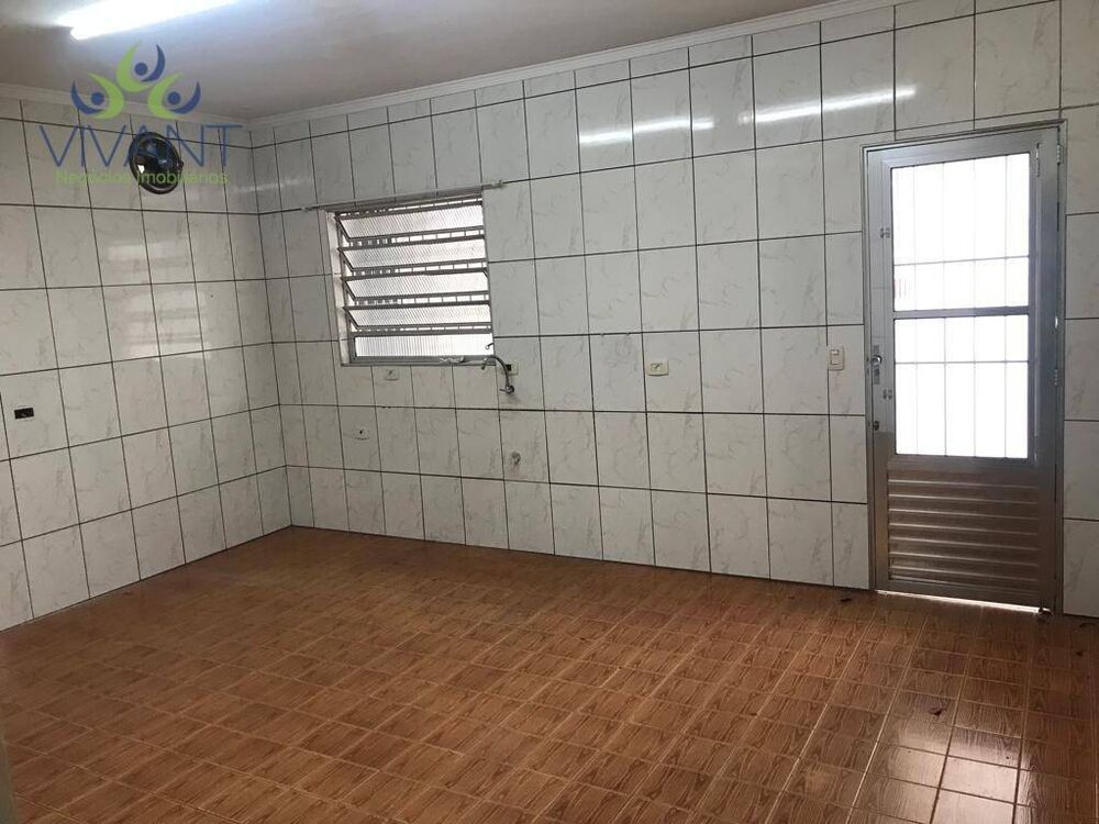 Sobrado à venda com 4 quartos, 318m² - Foto 3