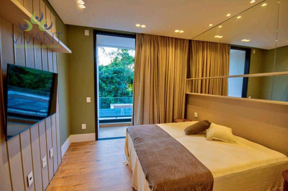 Sobrado, 9 quartos, 605 m² - Foto 7