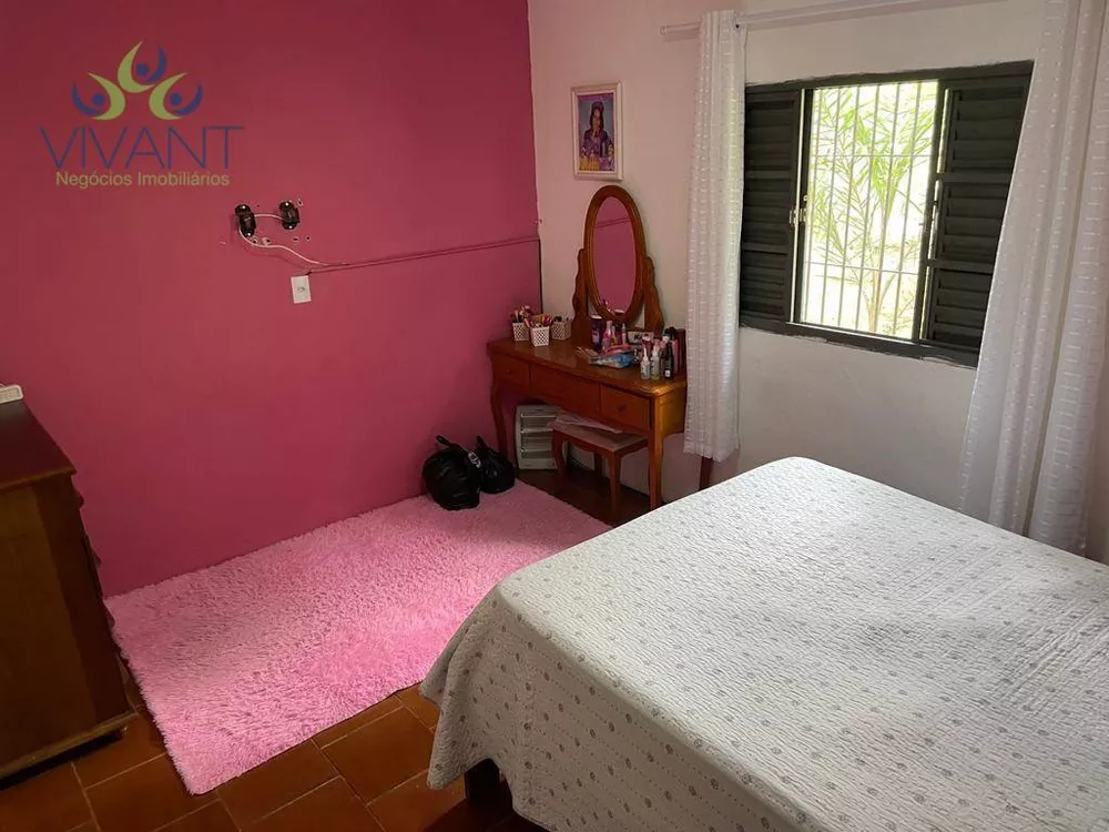 Chácara à venda com 3 quartos, 170m² - Foto 3