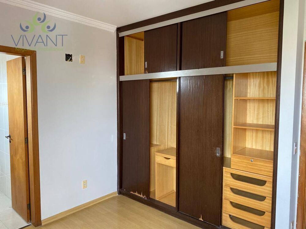Apartamento, 3 quartos, 219 m² - Foto 2