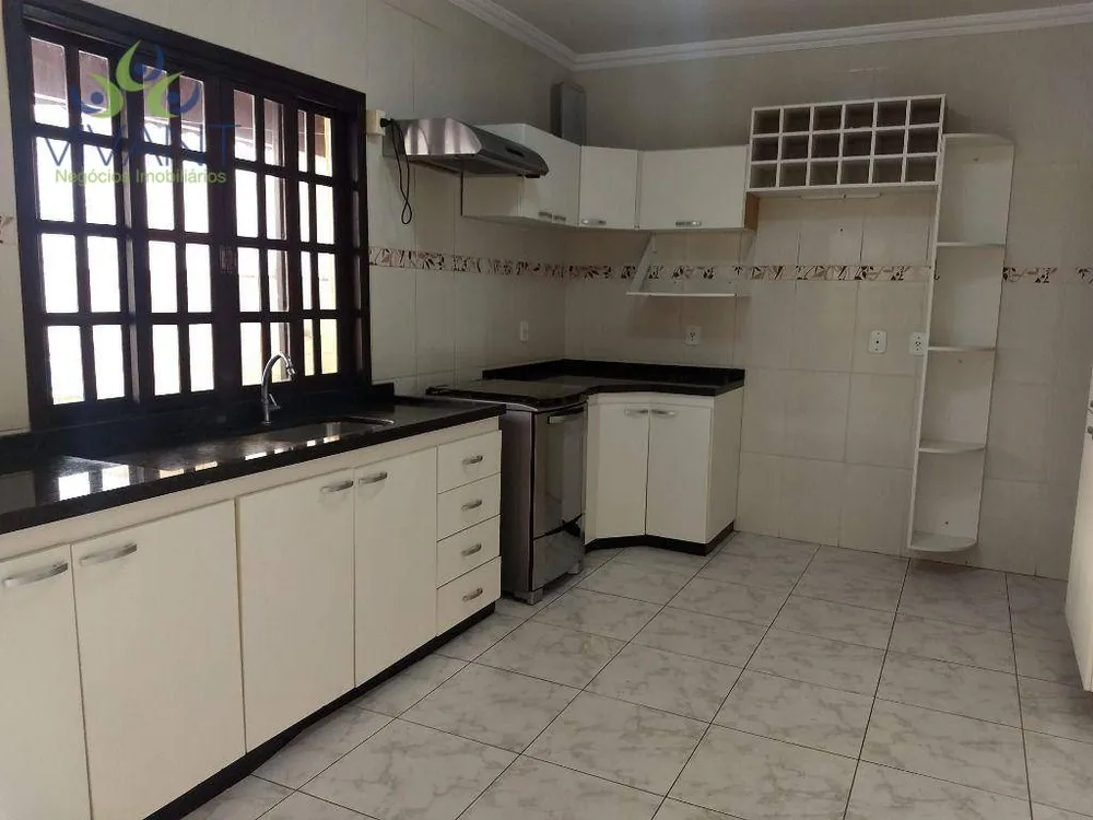 Sobrado, 3 quartos, 307 m² - Foto 3