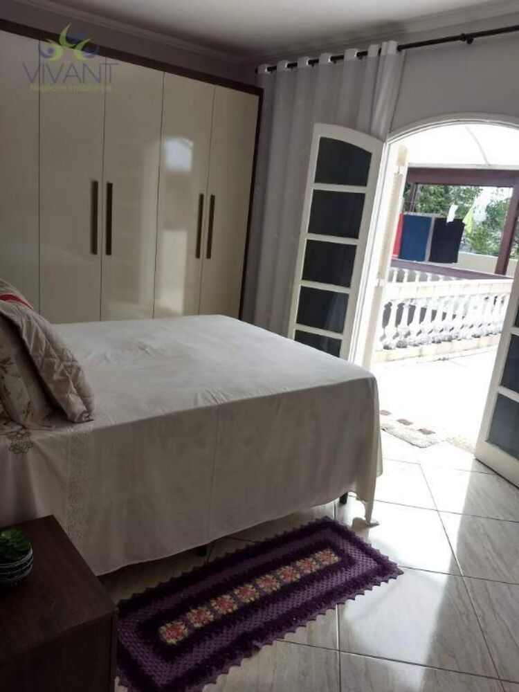 Sobrado à venda com 3 quartos, 248m² - Foto 6
