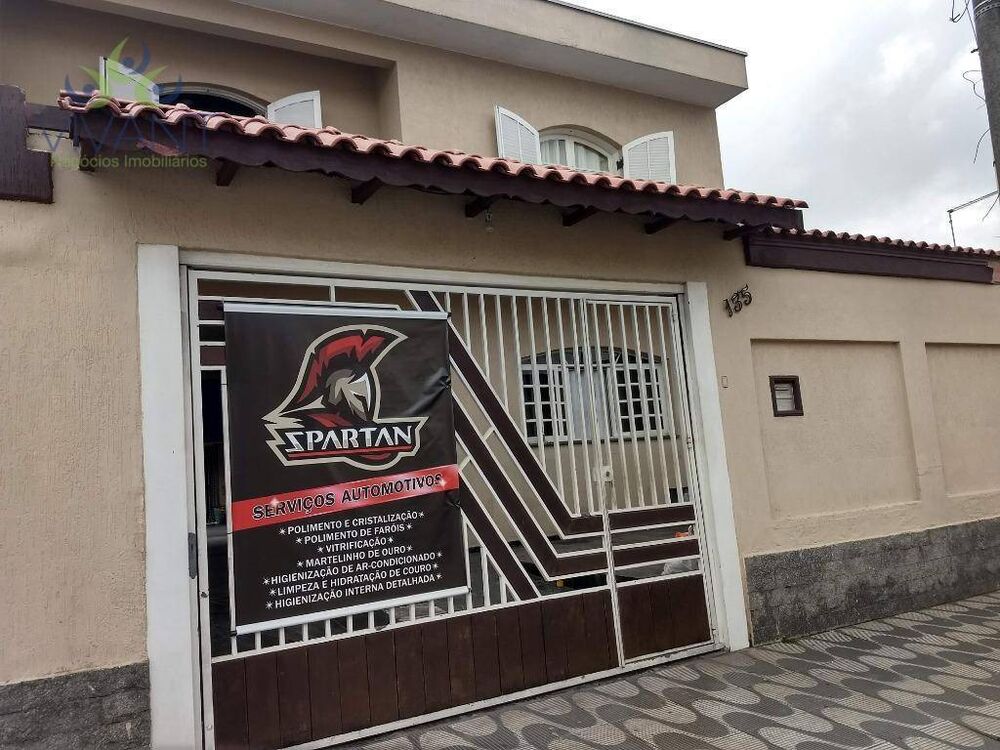 Sobrado à venda com 3 quartos, 248m² - Foto 1
