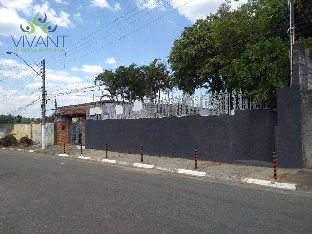 Chácara, 3 quartos, 1200 m² - Foto 1