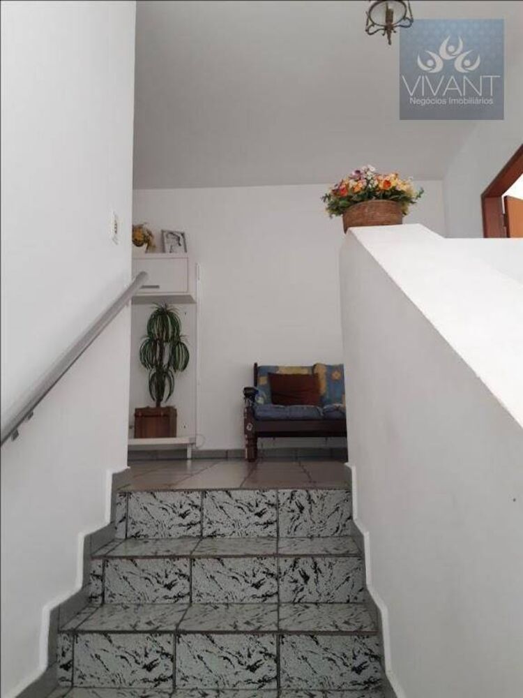 Sobrado, 3 quartos, 319 m² - Foto 4