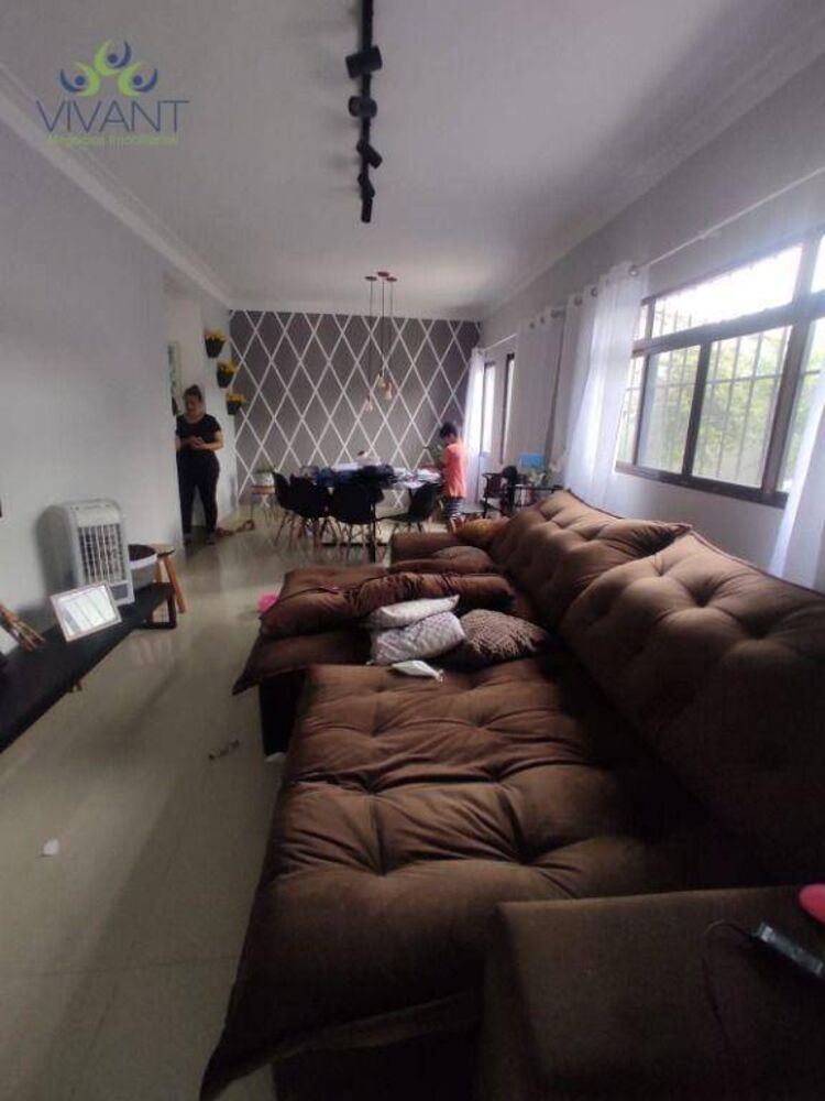 Casa, 3 quartos, 186 m² - Foto 1