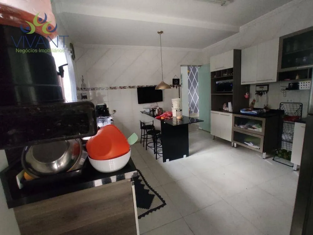 Casa, 3 quartos, 186 m² - Foto 13