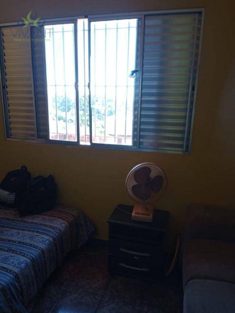 Sobrado à venda com 2 quartos, 189m² - Foto 4