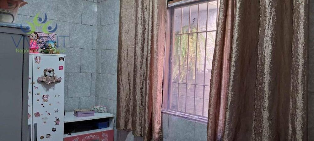 Casa à venda com 3 quartos, 138m² - Foto 3