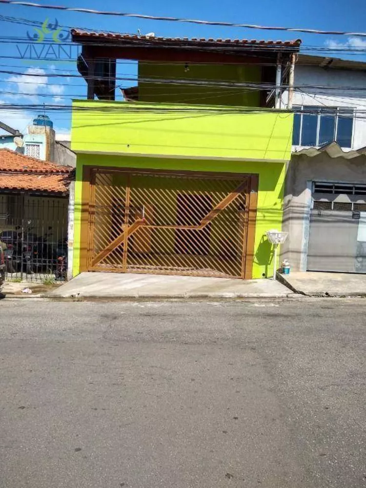 Sobrado à venda com 2 quartos, 186m² - Foto 1