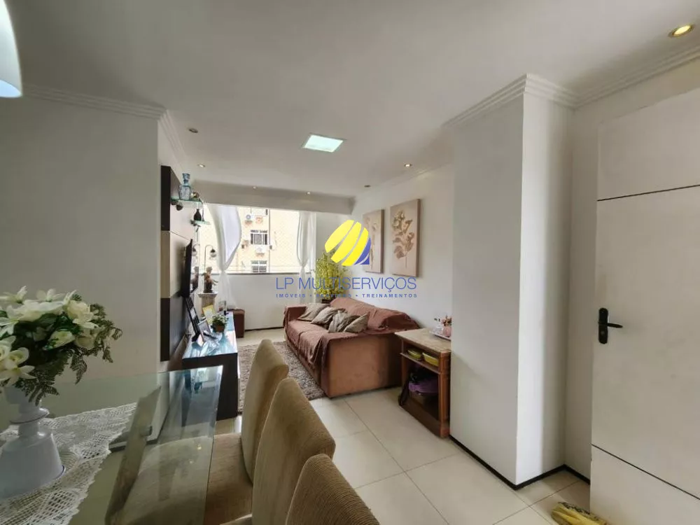 Apartamento à venda com 3 quartos, 68m² - Foto 2