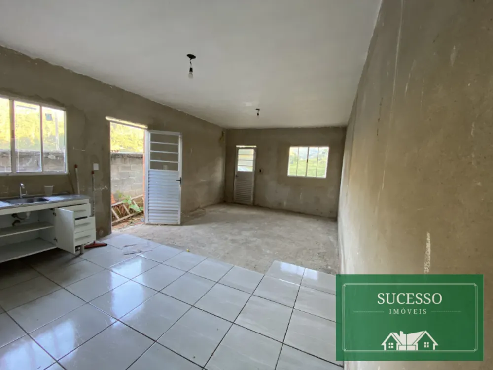 Casa, 2 quartos, 60 m² - Foto 1