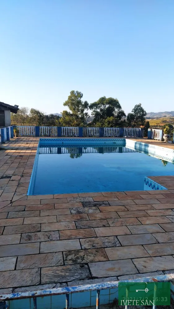 Chácara, 4 quartos, 3200 m² - Foto 1