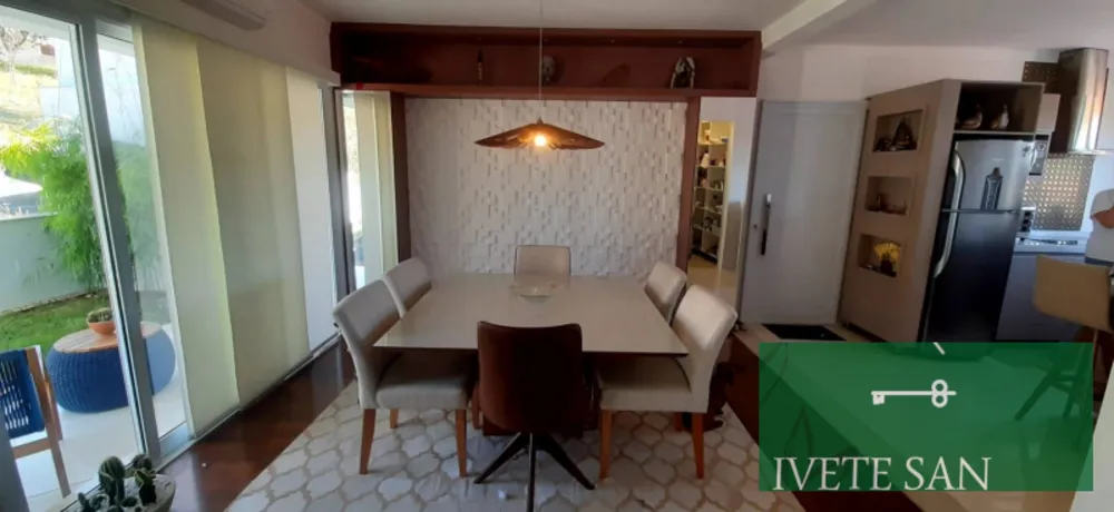 Casa, 3 quartos, 248 m² - Foto 1
