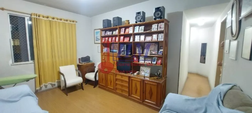 Apartamento à venda com 2 quartos, 70m² - Foto 1