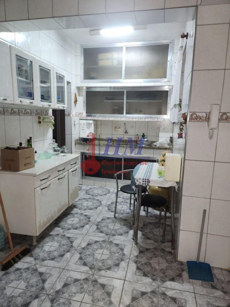 Apartamento à venda com 2 quartos, 62m² - Foto 4