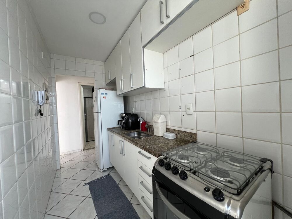 Apartamento à venda com 2 quartos, 75m² - Foto 3