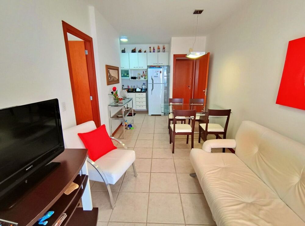 Apartamento à venda com 2 quartos, 70m² - Foto 3
