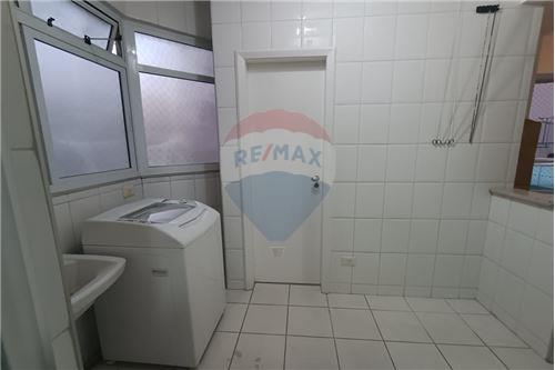 Apartamento para alugar com 3 quartos, 100m² - Foto 23