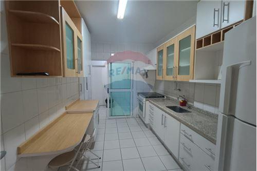 Apartamento para alugar com 3 quartos, 100m² - Foto 25